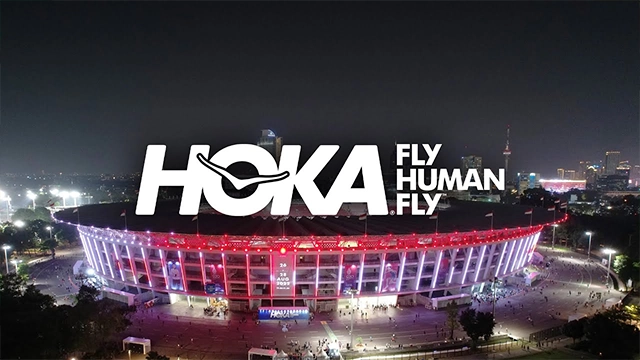 HOKA Fly Human Fly
